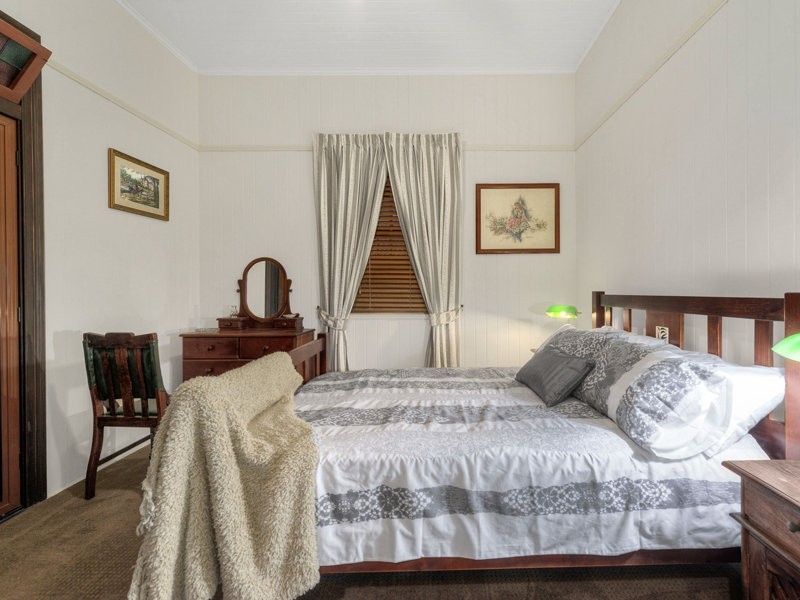 33 Withington Street, East Brisbane QLD 4169