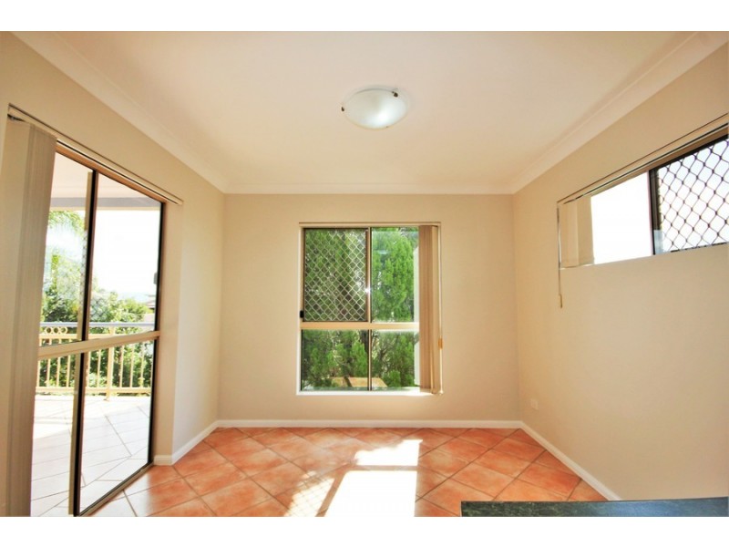 7/29 Crown Street, Holland Park West QLD 4121