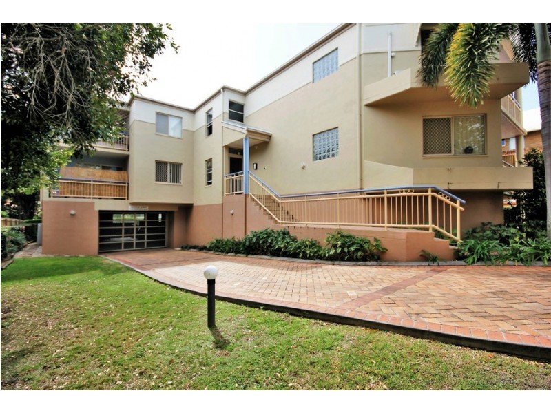 7/29 Crown Street, Holland Park West QLD 4121
