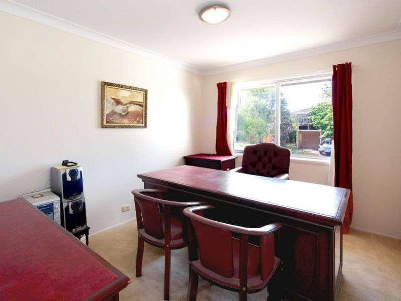 5 Fernshaw St, Macgregor QLD 4109