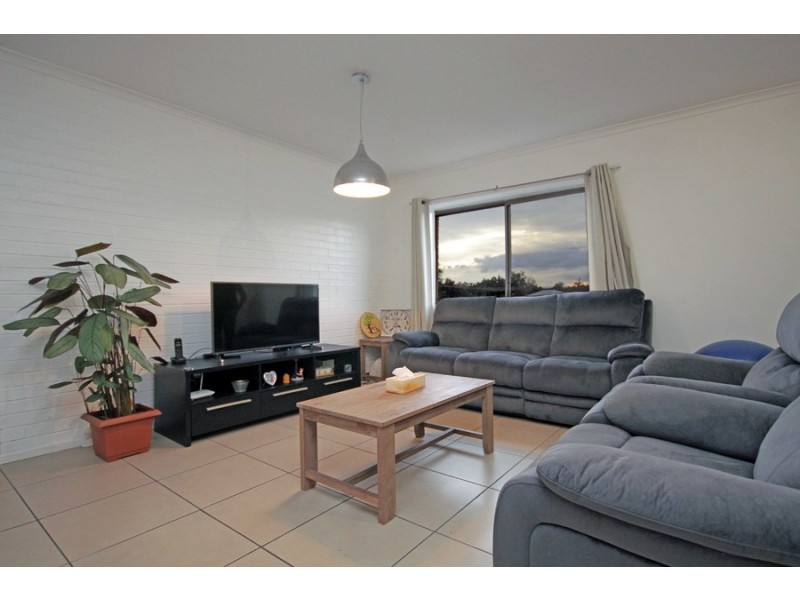 4/837 Logan Road, Holland Park West QLD 4121