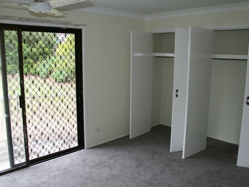 7 Palm Ave, Holland Park West QLD 4121