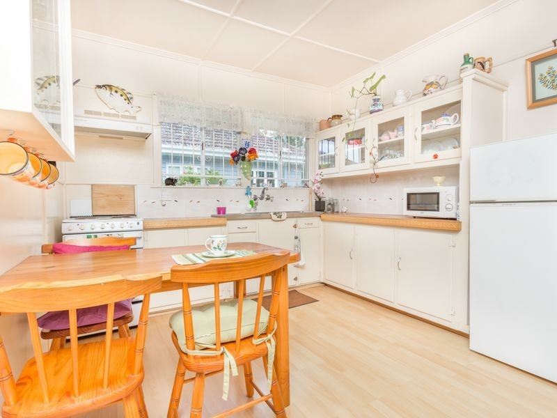 58 Effingham St, Tarragindi QLD 4121