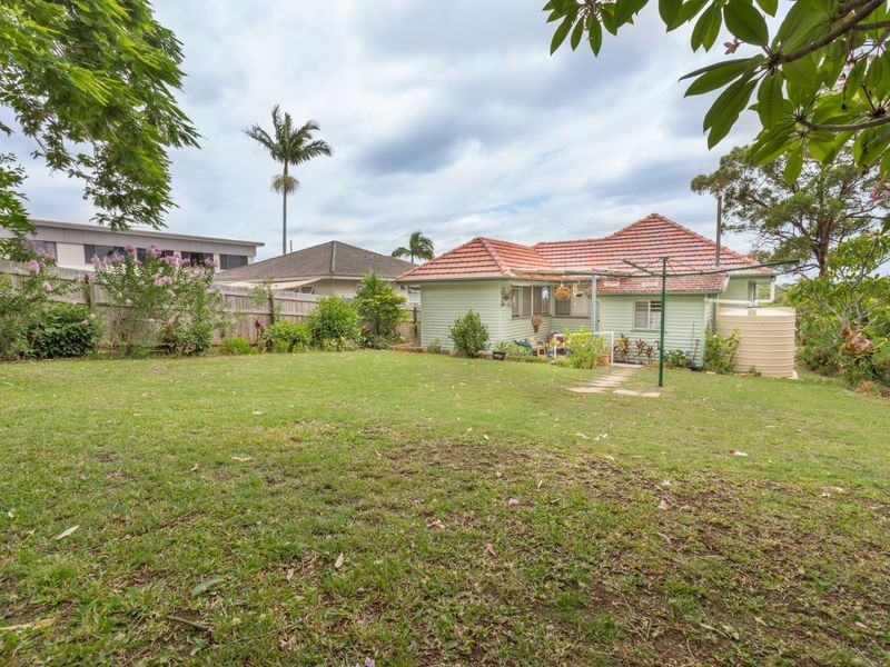 58 Effingham St, Tarragindi QLD 4121