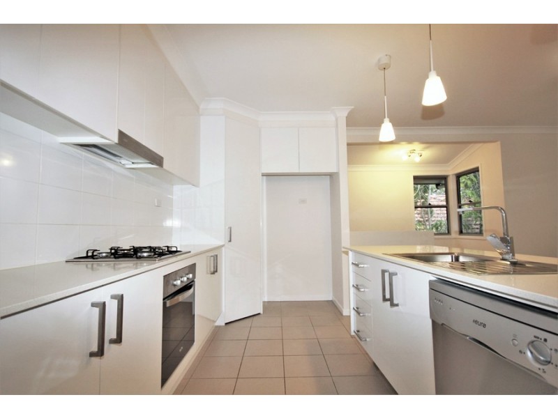 3/27 Steele Street, Holland Park QLD 4121