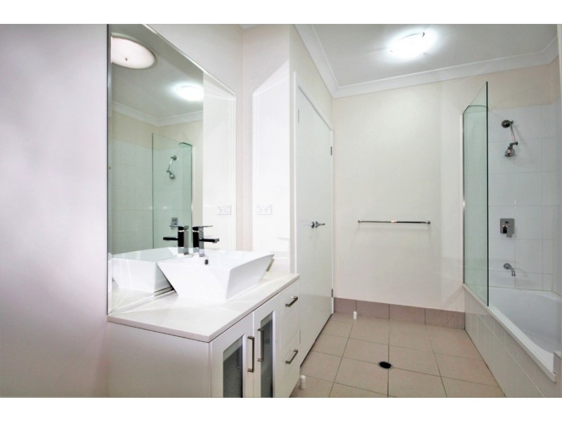 3/27 Steele Street, Holland Park QLD 4121