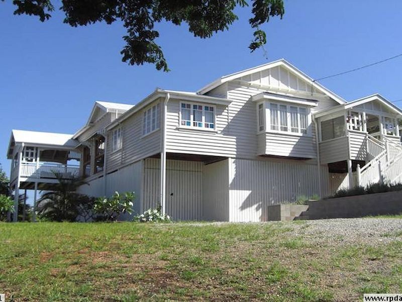 14 Barton Street, Holland Park West QLD 4121