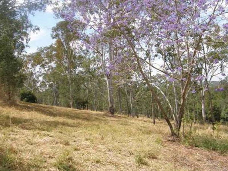 35 Winrock Street, Brookfield QLD 4069
