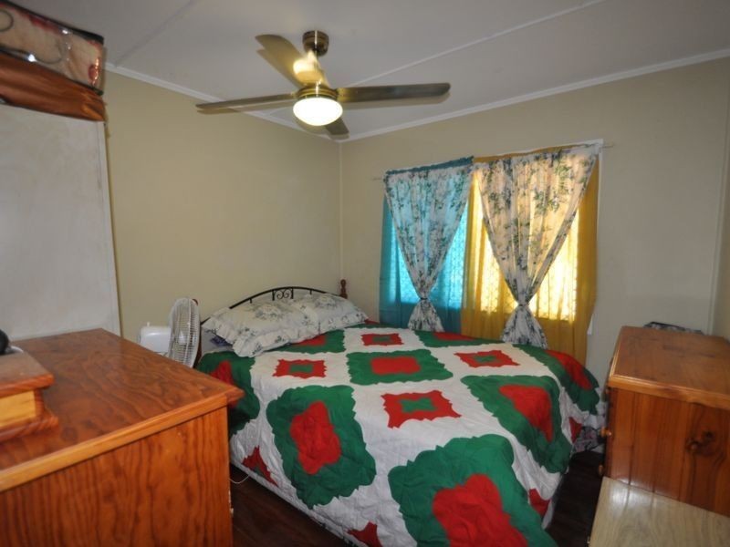 140 Jacaranda Ave, Logan Central QLD 4114