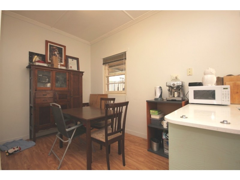 741 Cavendish Road, Holland Park QLD 4121