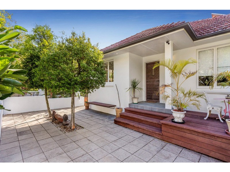 160 Cracknell Road, Tarragindi QLD 4121