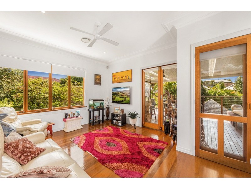 160 Cracknell Road, Tarragindi QLD 4121