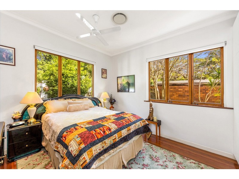 160 Cracknell Road, Tarragindi QLD 4121