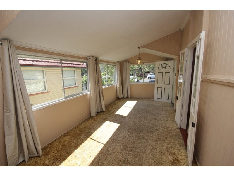 12 Baragoola Street, Coorparoo QLD 4151