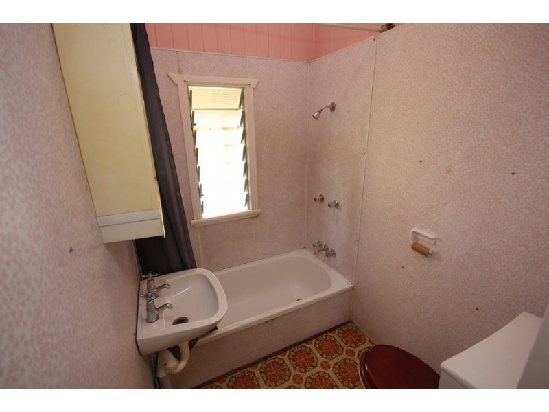 12 Baragoola Street, Coorparoo QLD 4151