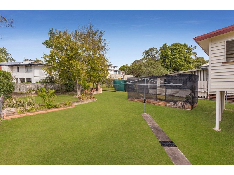 56 Galsworthy Street, Holland Park West QLD 4121