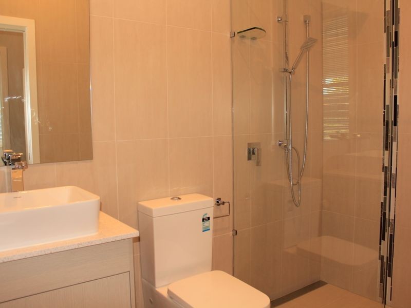 96 Bromley St, Kangaroo Point QLD 4169