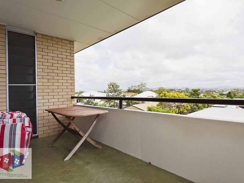 6/19 Crown St, Holland Park West QLD 4121