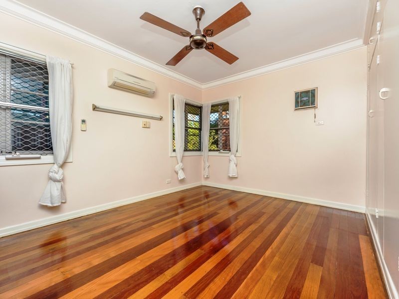 361 Toohey Rd, Tarragindi QLD 4121