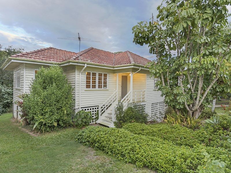 16 Esther St, Tarragindi QLD 4121