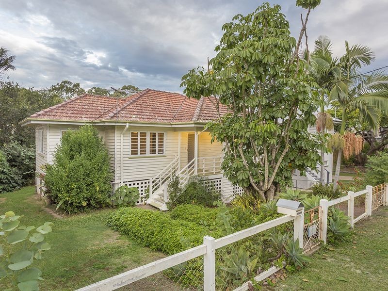 16 Esther St, Tarragindi QLD 4121