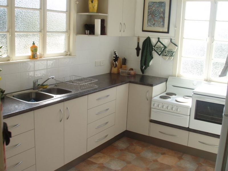 30 Arnold St, Holland Park QLD 4121