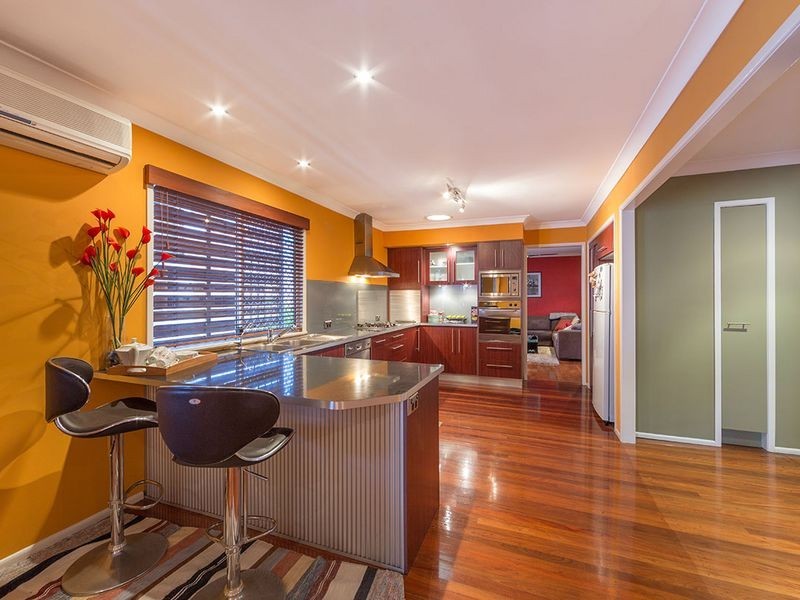 43 Latimer Street, Holland Park QLD 4121