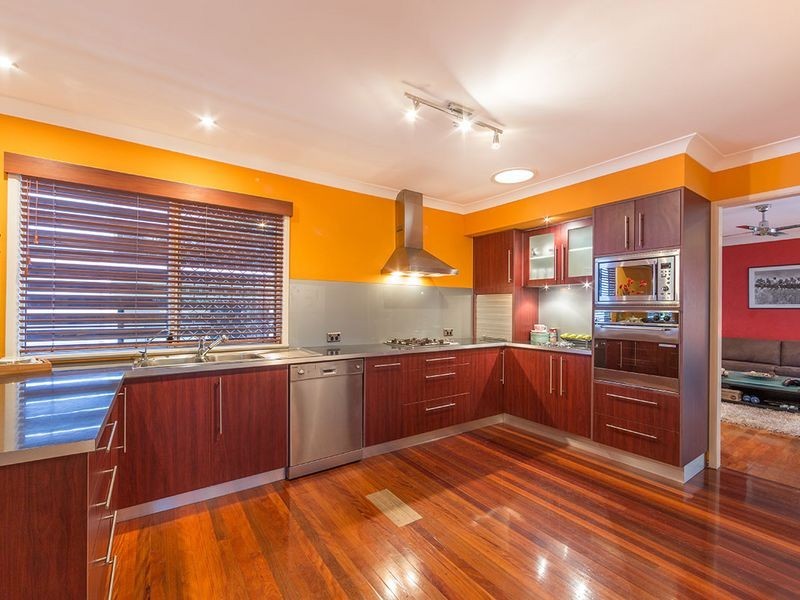 43 Latimer Street, Holland Park QLD 4121