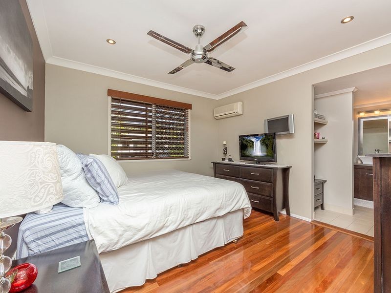 43 Latimer Street, Holland Park QLD 4121