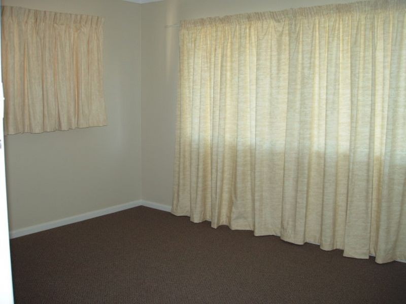 17 Benaud ST, Macgregor QLD 4109