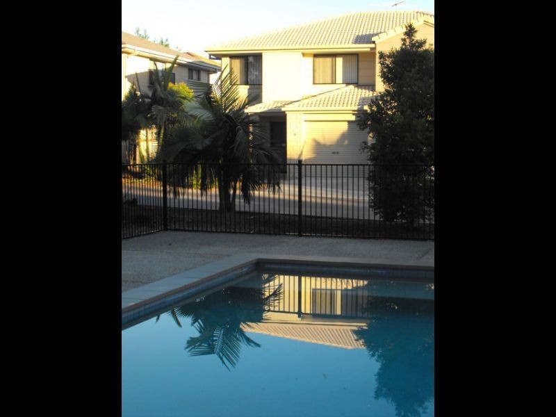 9/18 Diane Crt, Calamvale QLD 4116