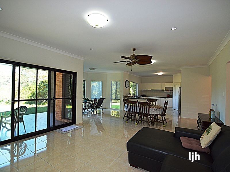 73 Dewar Drive, Loganholme QLD 4129