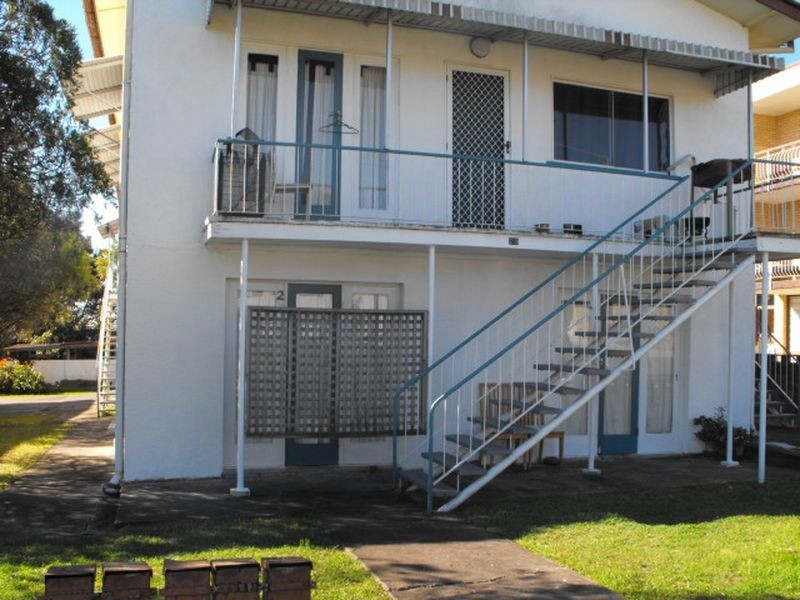 2/28 Vine, Greenslopes QLD 4120