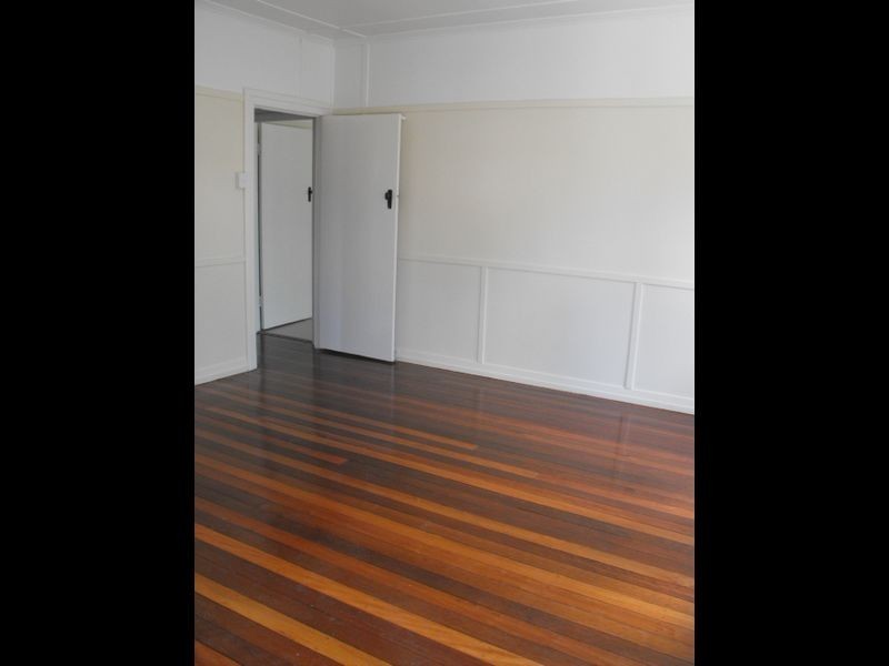 14 Patmore St, Holland Park QLD 4121