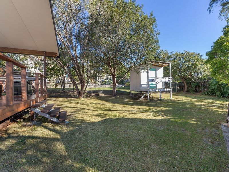 23 Newnham Rd, Mount Gravatt East QLD 4122