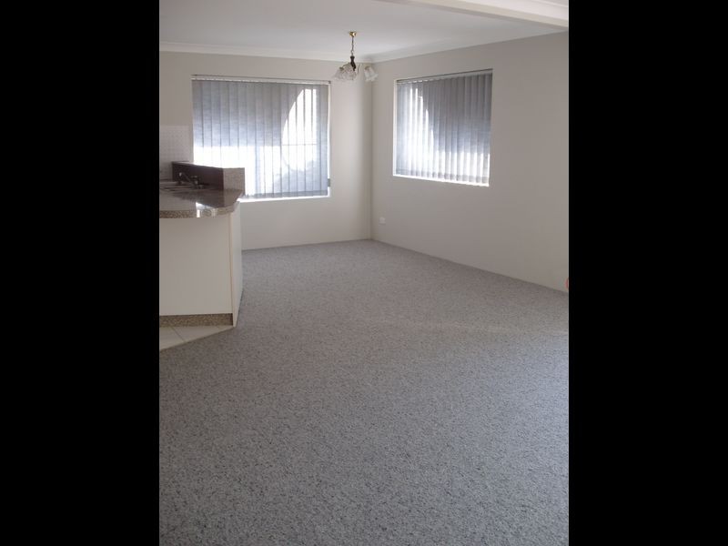 4/70 Wellington St, Coorparoo QLD 4151