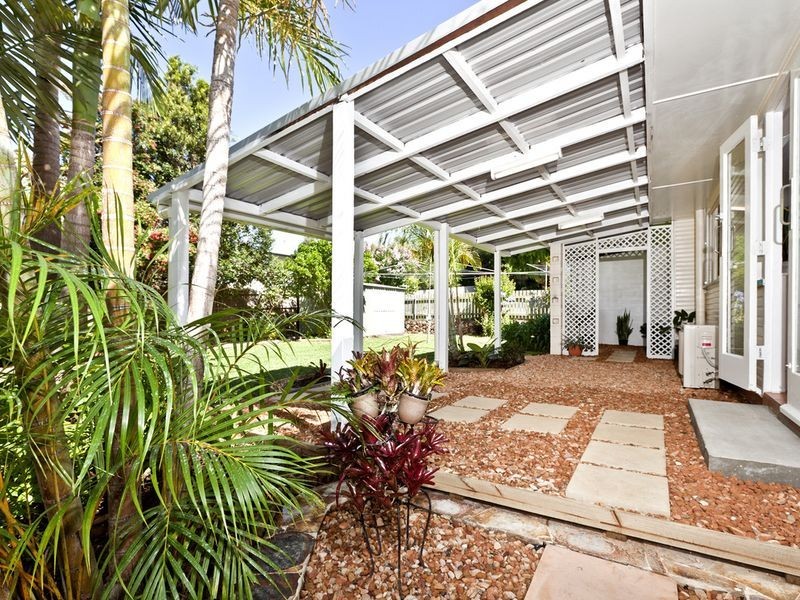 17 Wunulla St, Mount Gravatt East QLD 4122