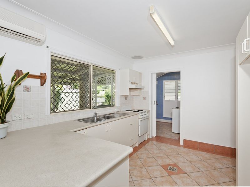 17 Wunulla St, Mount Gravatt East QLD 4122