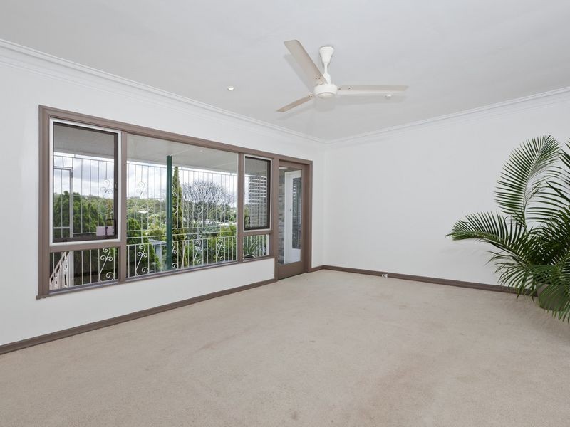 17 Wunulla St, Mount Gravatt East QLD 4122