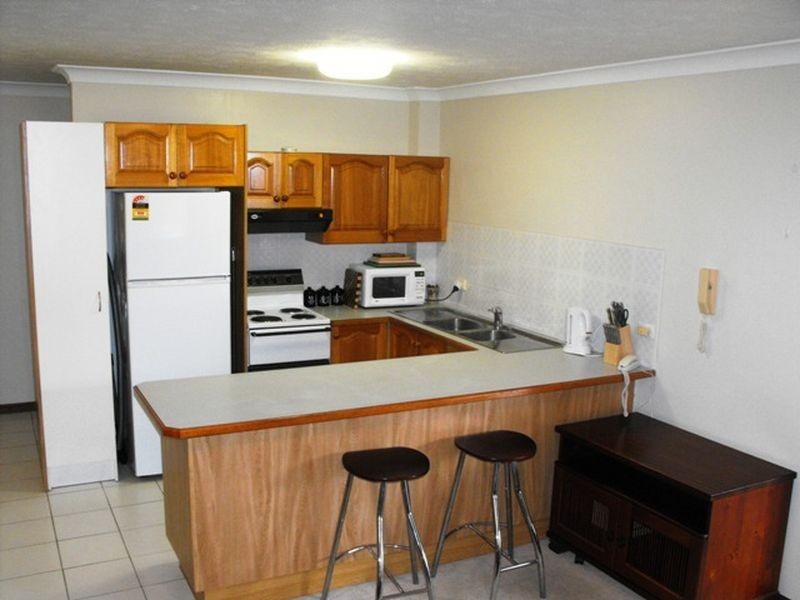 3/47 Swain St, Holland Park QLD 4121