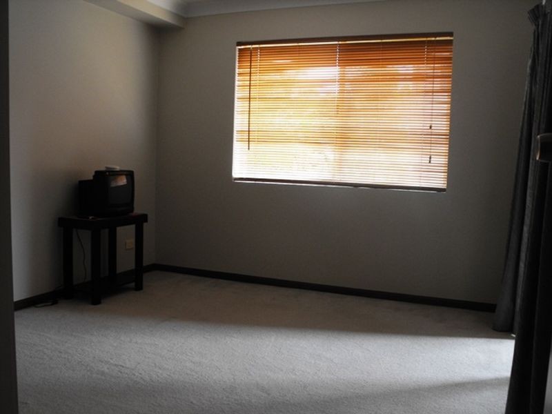 3/47 Swain St, Holland Park QLD 4121