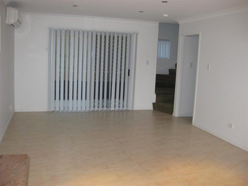 1/60 Cambridge St, Carina Heights QLD 4152