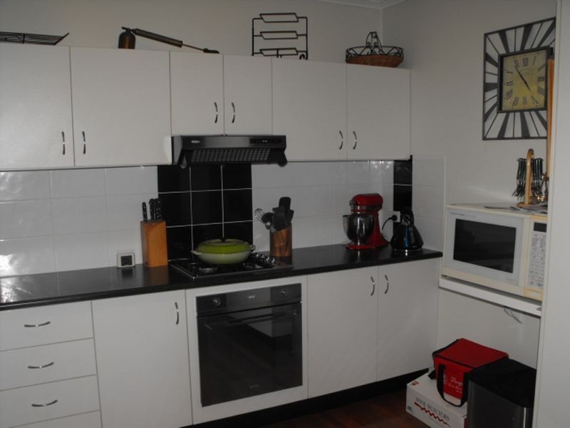 11 Hyslop St, Moorooka QLD 4105