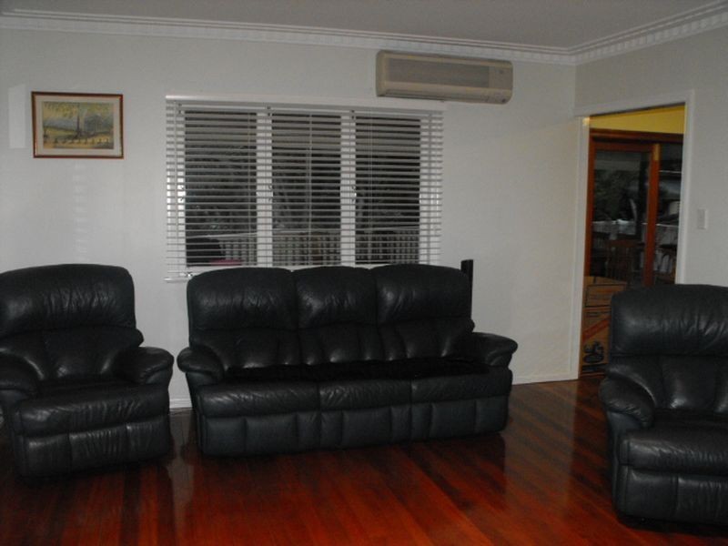 11 Hyslop St, Moorooka QLD 4105