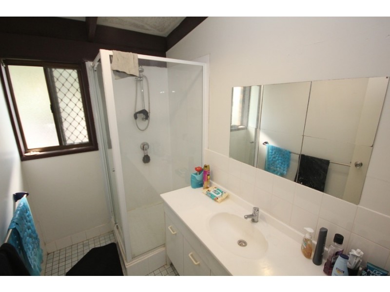 1 Marwood Street, Belmont QLD 4153