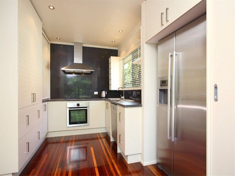 72 Andrew Ave, Tarragindi QLD 4121