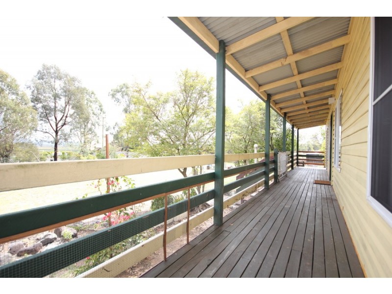 1 Primrose Place, Regency Downs QLD 4341