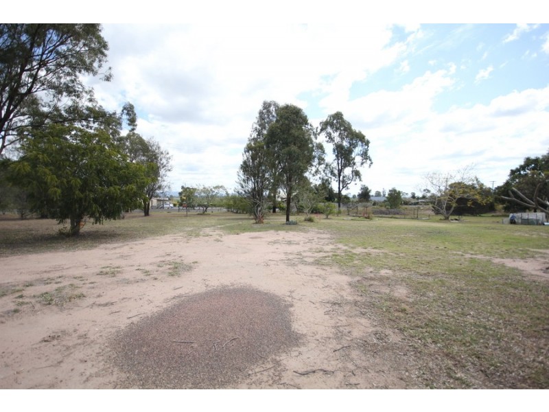 1 Primrose Place, Regency Downs QLD 4341