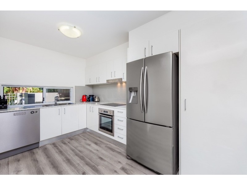 2/27 Rockingham Street, Mount Gravatt QLD 4122