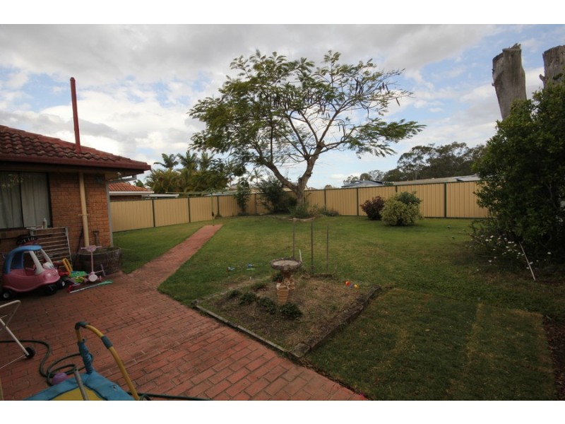 19 Staydar Crescent, Meadowbrook QLD 4131